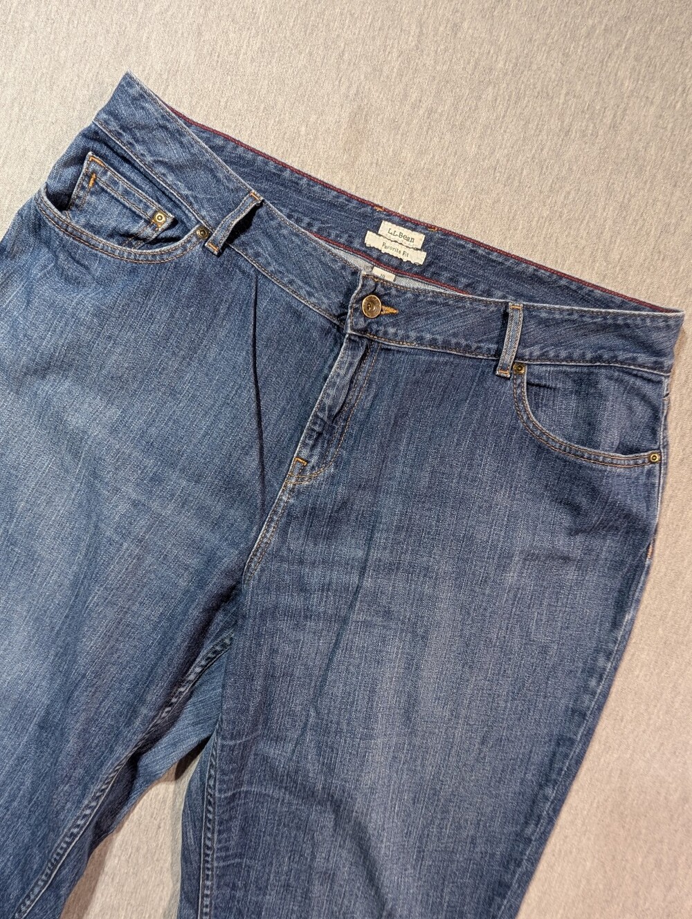 L.L. Bean Favorite Fit Jeans Women's 18 Reg Blue Straight Leg
